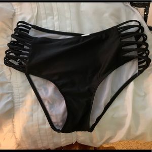 High waist bikini bottoms with side cutout
